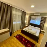 Vandrerhjem Mandarine Tirana
