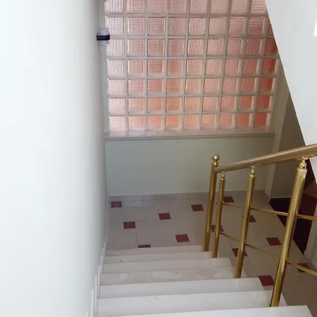 Mandarine بيت شباب