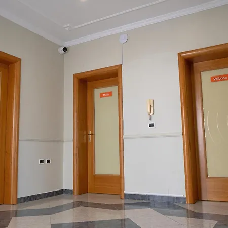 Mandarine بيت شباب *