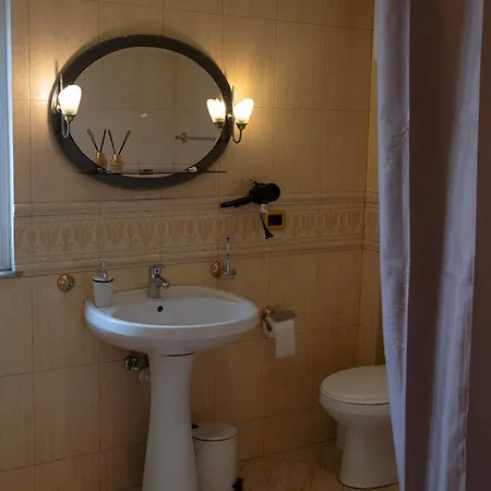 Mandarine * تيرانا