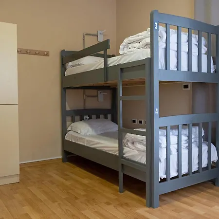 بيت شباب Mandarine *