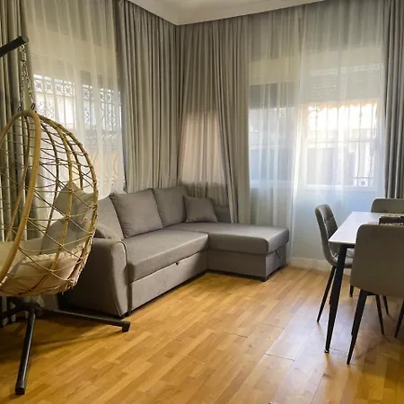 Mandarine بيت شباب