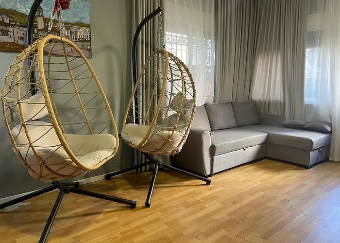 Mandarine Hostel *
