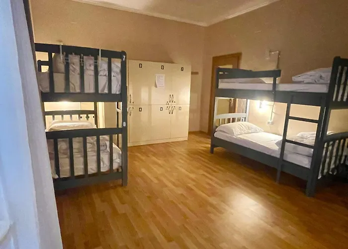 Hostal Mandarine Tirana