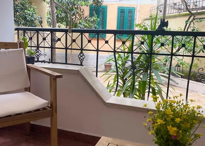 Mandarine Hostal Tirana