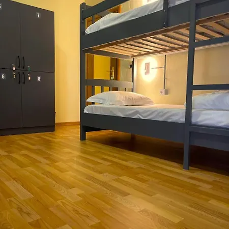 Mandarine Ostello Tirana